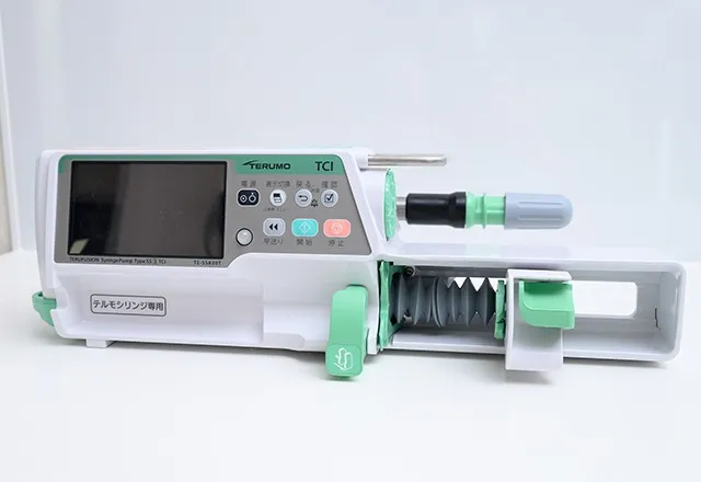 シリンジポンプ